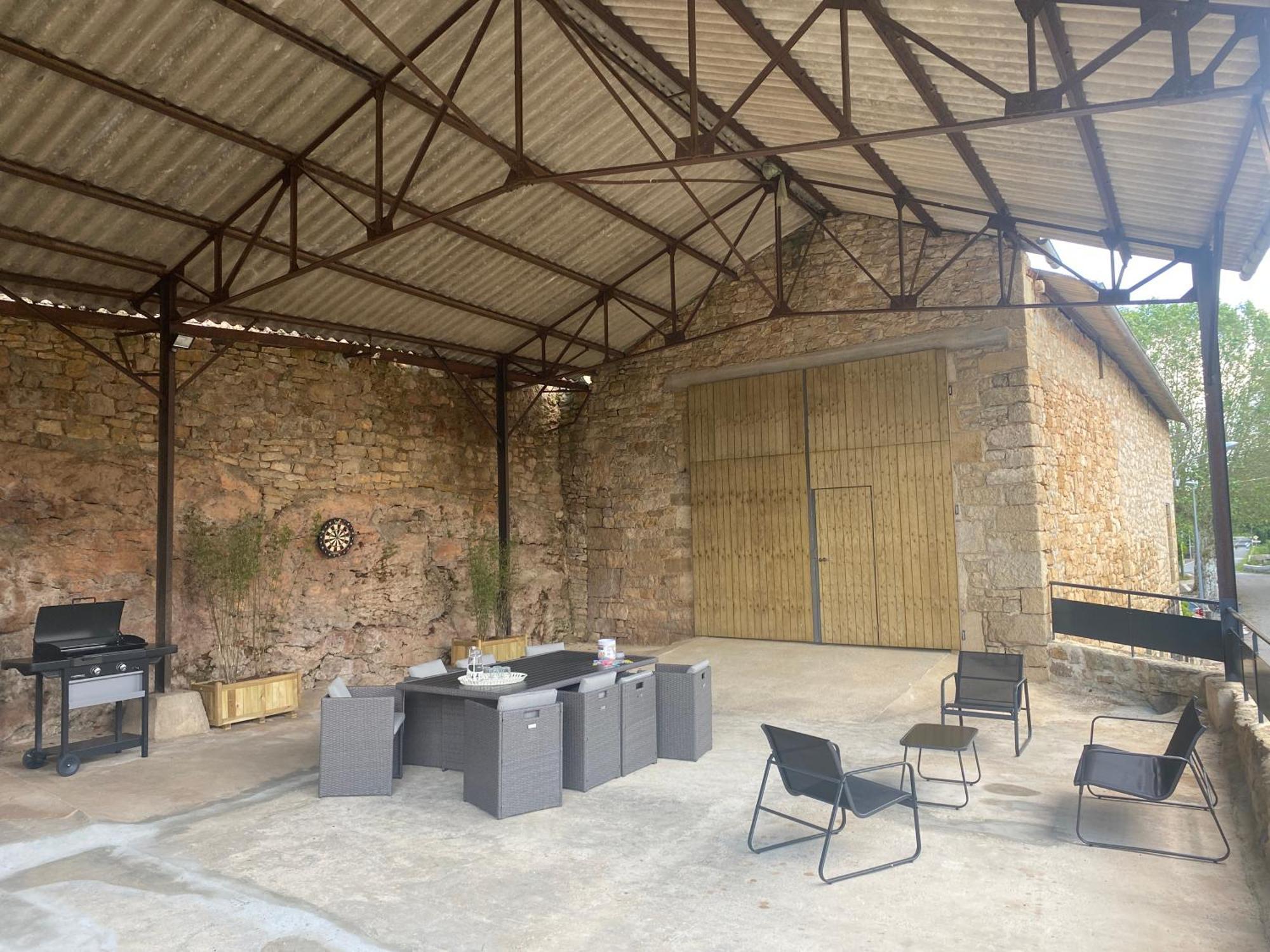 Gite 4 Etoiles - La Maison De Paul Coussergues Esterno foto